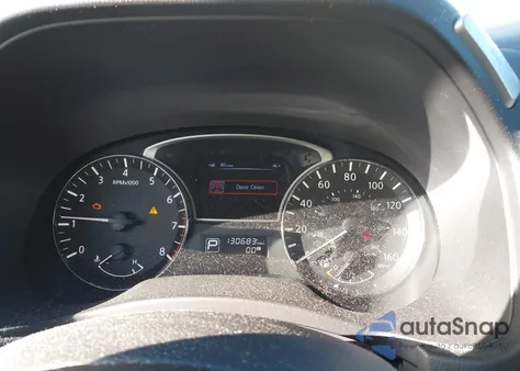 2013 Nissan Pathfinder Sv z USA, uszkodzony, nr VIN 5N1AR2MN2DC671200